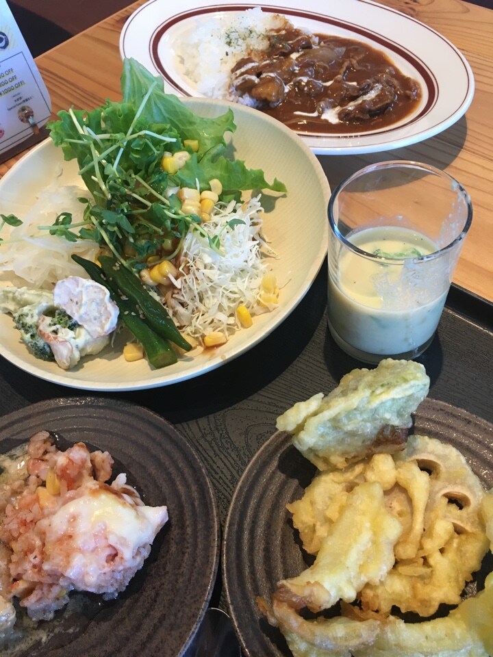 奈良県天理市の天理駅前広場ココフンの パーク サイド キッチン ツクツク グルメ 投稿型グルメデーターベース