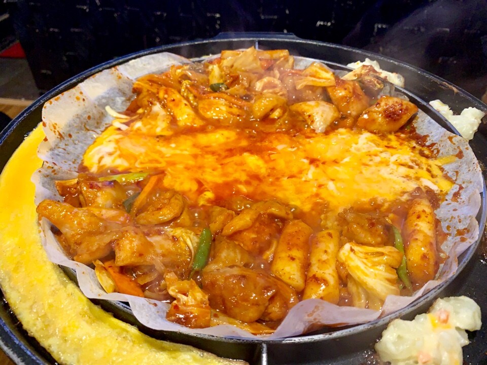 チーズタッカルビやサムギョプサルなど 韓国料理 やさい畑 新橋店 ツクツク グルメ 投稿型グルメデーターベース