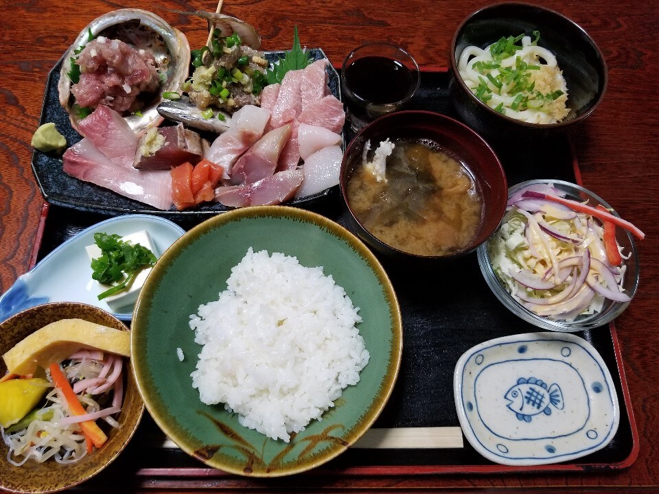 刺身定食が名物の定食屋さん 昔からあ 御食事処民芸茶屋 きよみず ツクツク グルメ 投稿型グルメデーターベース