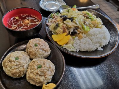 食堂 本田屋