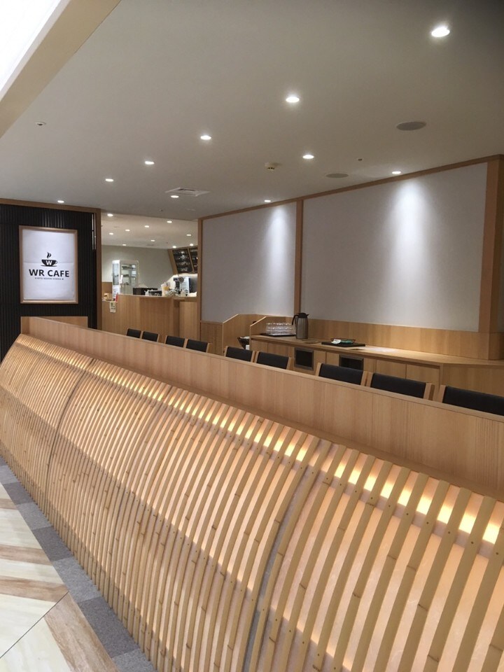 横浜駅西口から徒歩5分 横浜ビブレ3 ダバール カフェ Wr Cafe 横浜ビブレ店 ツクツク グルメ 投稿型グルメデーターベース