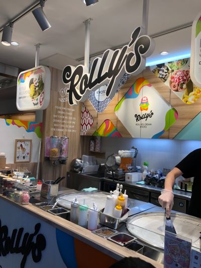 ROLLY'S ROLL ICE CREAM KYOTO 京都タワーサンド店