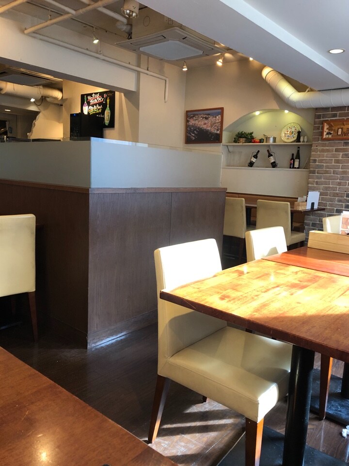 元町をショッピングしているときに立ち カプリチョーザ 横浜元町店 ツクツク グルメ 投稿型グルメデーターベース