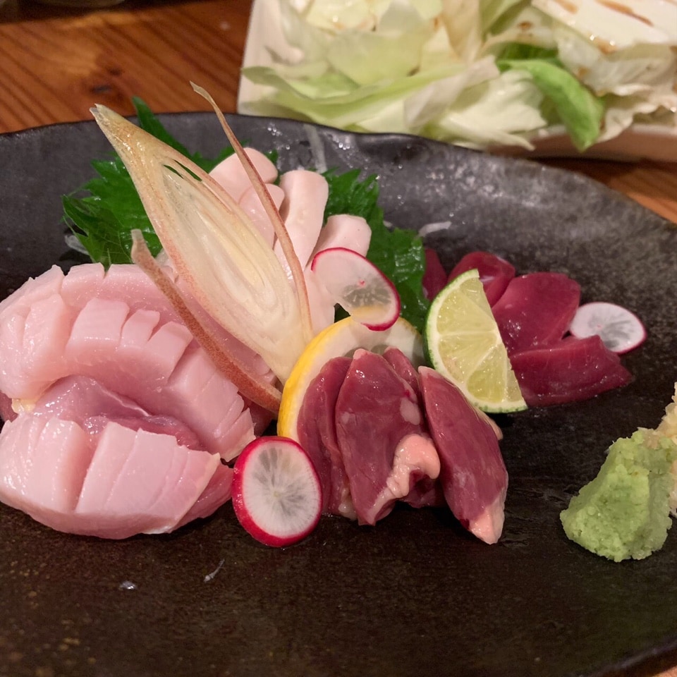 自分で焼く 焼肉スタイルの焼き鳥屋 地鶏専門店 まるゑ ツクツク グルメ 投稿型グルメデーターベース