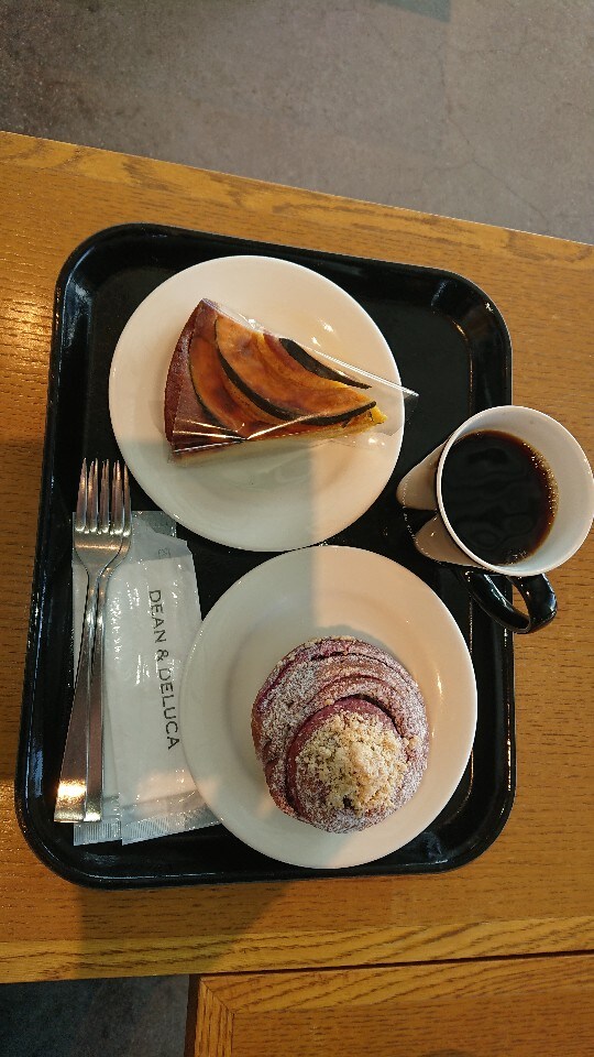 Dean Deluca ベーカリーカフェ名城公園