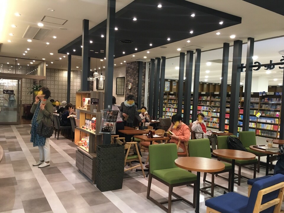 立川の高島屋の6階にあるお店です 平日 カフェ ド クリエ 立川高島屋店 ツクツク グルメ 投稿型グルメデーターベース