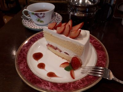 カフェ ラ ミル サンローゼ赤坂店 (CAFE LA MILLE)