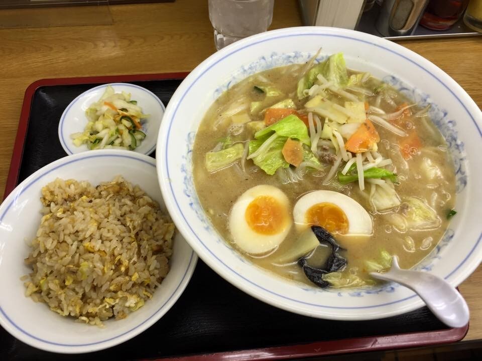 店内は明るく清潔感があり一人でも入り 福しん 成増店 ツクツク グルメ 投稿型グルメデーターベース